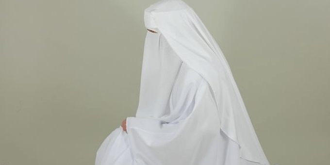 خديجة تورهان والتنازل للأصلح