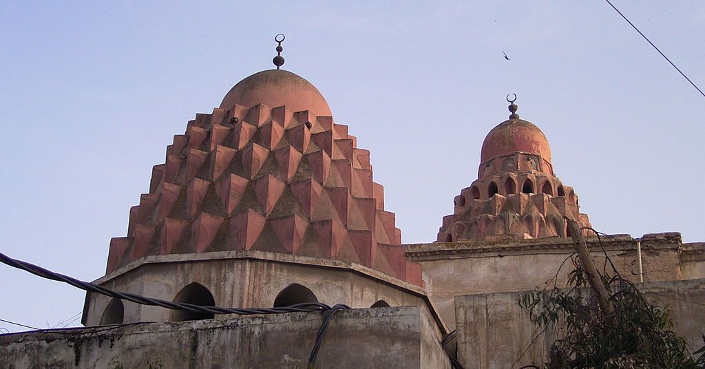 المستشفيات في عصر صلاح الدين الأيوبي