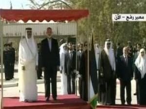 أمير قطر على أرض غزة في أول زيارة لحاكم عربي لكسر الحصار