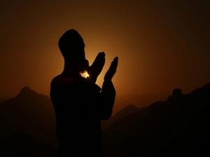 الراهب مونجوزا .. كان ينصر قرى بأكملها