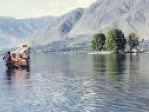 Kashmiris Hope For Peace in New Hijri Year