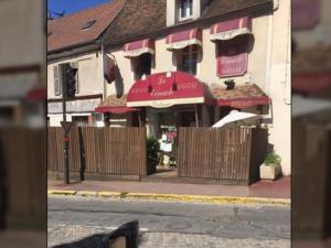 Expulsaron a dos mujeres con velo islámico de un restaurante