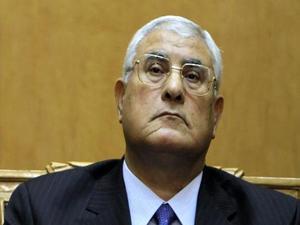 منصور يصدر قانون التشكيل الجديد للمجلس الأعلى للصحافة خلال ساعات
