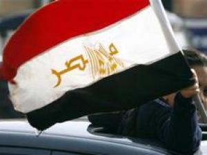 تتوالى المحن وتبقى مصر